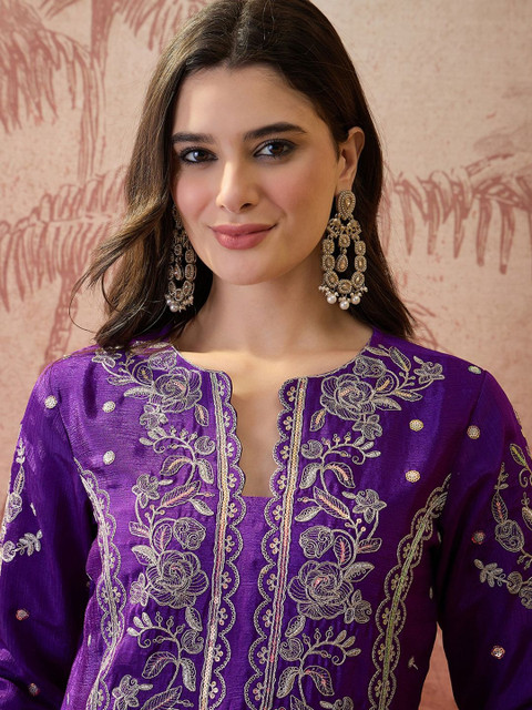 Sangria Embroidered V-Neck Co-Ords - Image 3