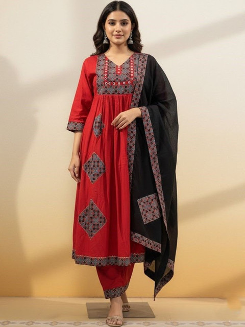 SZN Women Ethnic Motifs Embroidered Empire Thread Work Pure Cotton Kurta with Trousers & With Dupatta