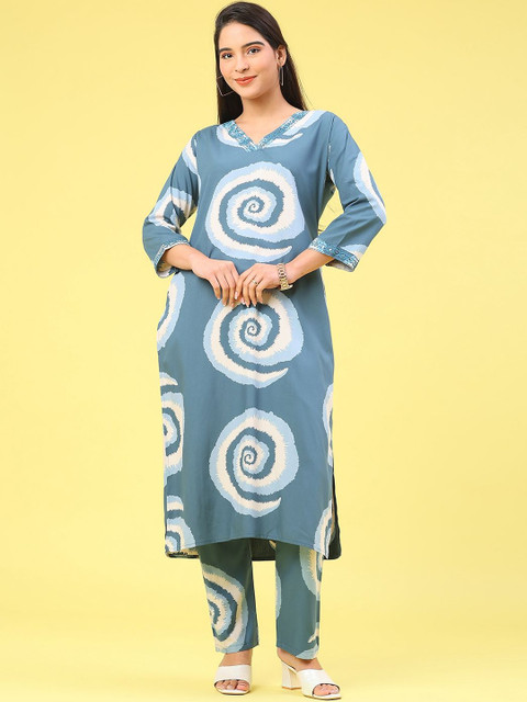 V-Mart Printed V-Neck Tunic & Trousers Co-Ords
