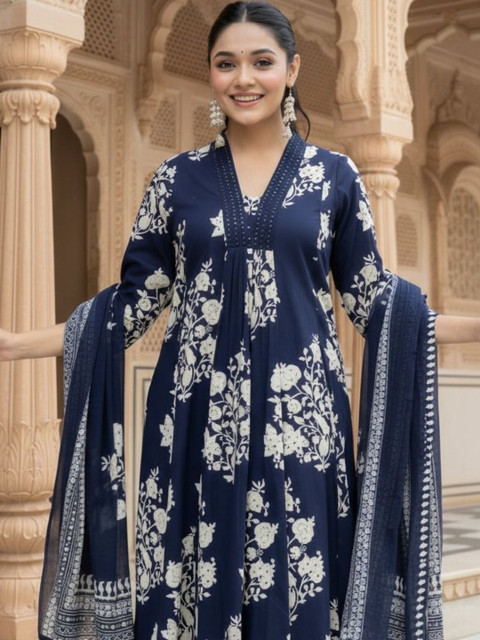 Keitra Women Floral Printed Regular Kurta with Palazzos & With Dupatta - Image 2