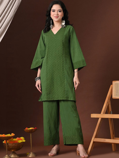 Sangria Embroidered V Neck Tunic & Trousers Co-Ords Set - Image 4