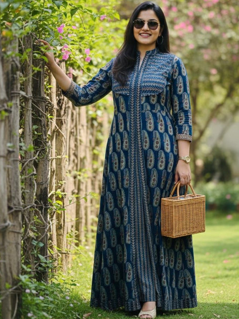 DSS FASHION Women Floral Printed Anarkali Kurta