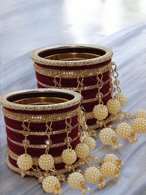 BeautyTrends Set Of 46 Gold Plated Stone Studded Bangles