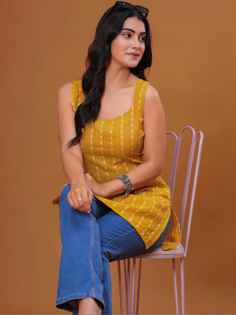 PINGAKSH Floral Printed Square Neck Pure Cotton Kurti