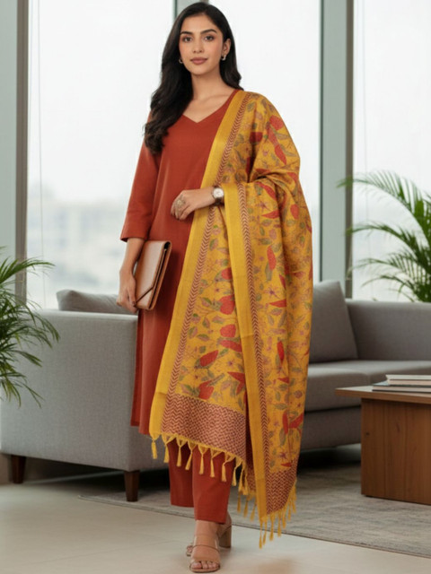 Varanga Women Ethnic Motifs Regular Kurta with Trousers & With Dupatta