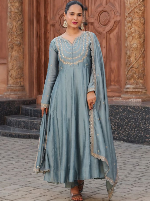 BlueRang Women Ethnic Motifs Embroidered Regular Kurta With Trousers & Dupatta