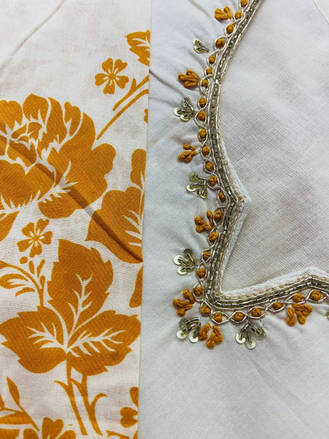 Anouk Women Floral Embroidered Thread Work Pure Cotton Kurta with Trousers & With Dupatta - Image 6