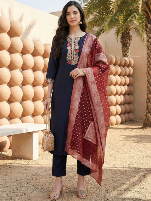 Indo Era Ethnic Motifs Woven Design Organza Dupatta with Zari - Image 3