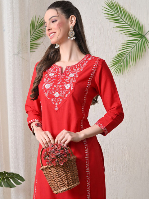 BKApparels Women Floral Embroidered Floral Kurta