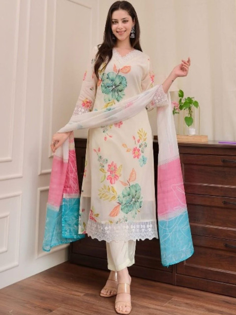HERE&NOW Women Floral Printed Regular Kurta with Trousers & With Dupatta