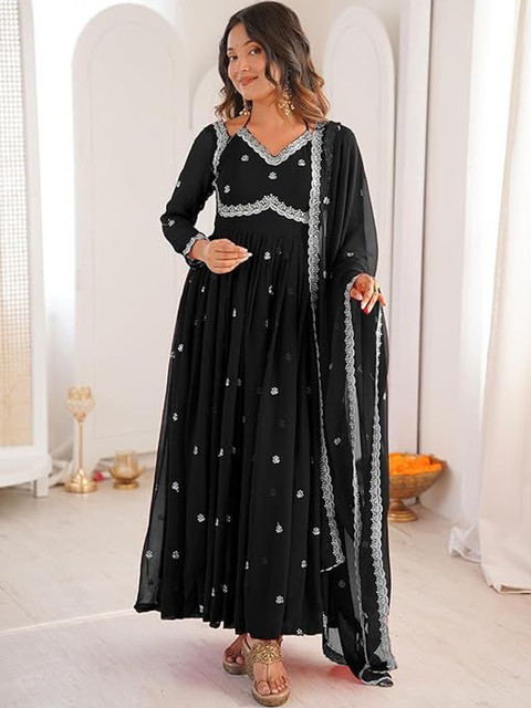 Moda Rapido Women Ethnic Motifs Embroidered Panelled Thread Work Kurta with Pyjamas & With Dupatta