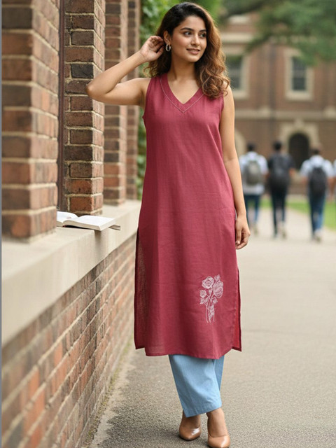 Varanga Women Printed Thread Work Floral Kurta