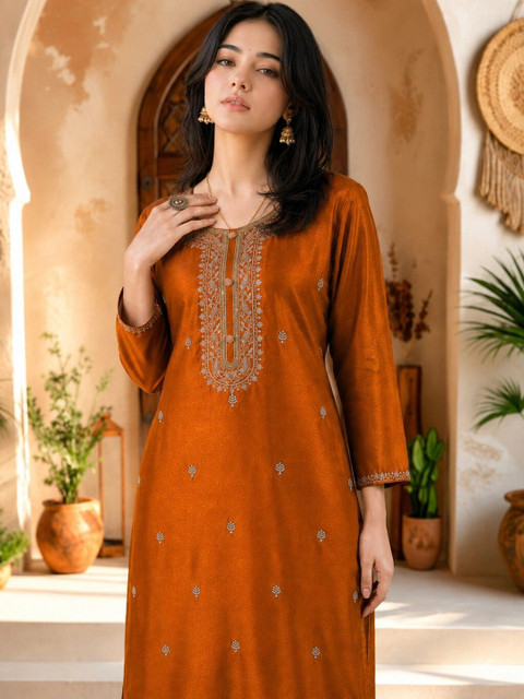 rarethread Women Embroidered Thread Work Kurta - Image 2