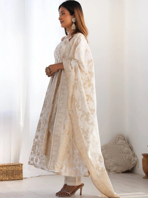 all about you Women Ethnic Motifs Regular Kurta with Trousers & With Dupatta - Image 3