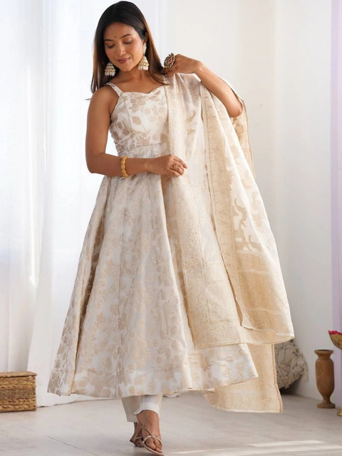 all about you Women Ethnic Motifs Regular Kurta with Trousers & With Dupatta - Image 2