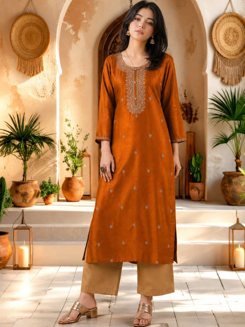 rarethread Women Embroidered Thread Work Kurta