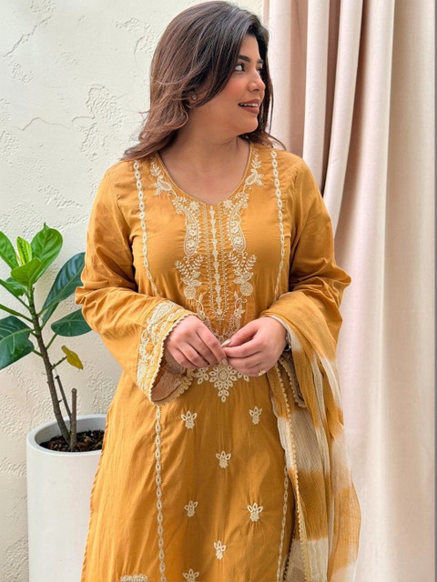 all about you Women Ethnic Motifs Embroidered Regular Thread Work Kurta with Palazzos & With Dupatta - Image 3