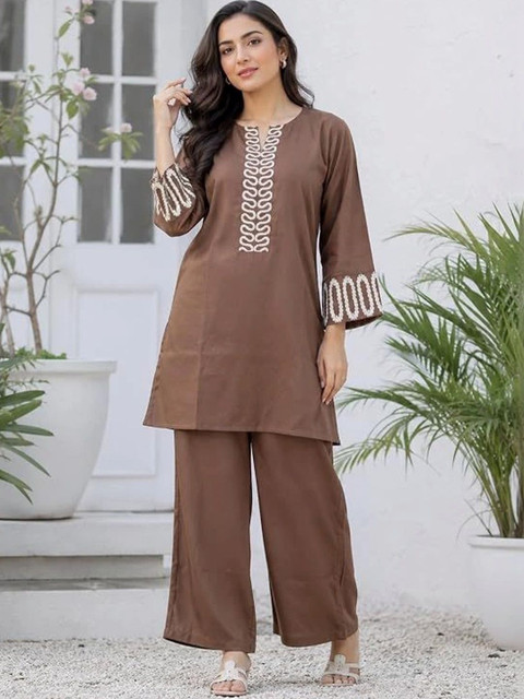 Idalia Embroidered Tunic with Palazzos