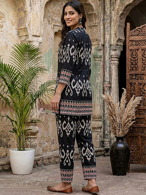 Banwaree Floral Printed Tunic with Trousers - Image 2