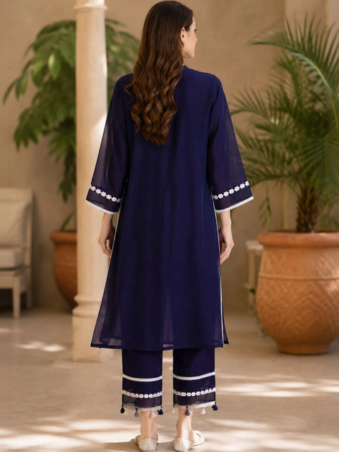 Anouk Women Regular Thread Work Kurta with Trousers & With Dupatta - Image 4