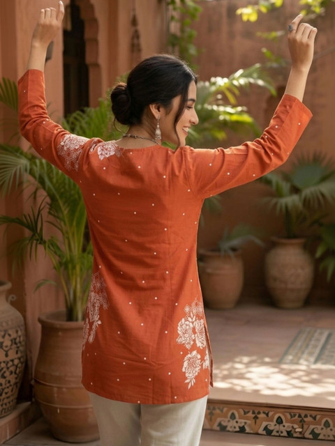 Short Kurta Printed - Image 2