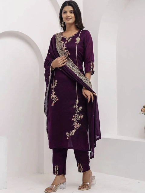 CALMEERA Women Ethnic Motifs Embroidered Regular Thread Work Kurta with Trousers & With Dupatta