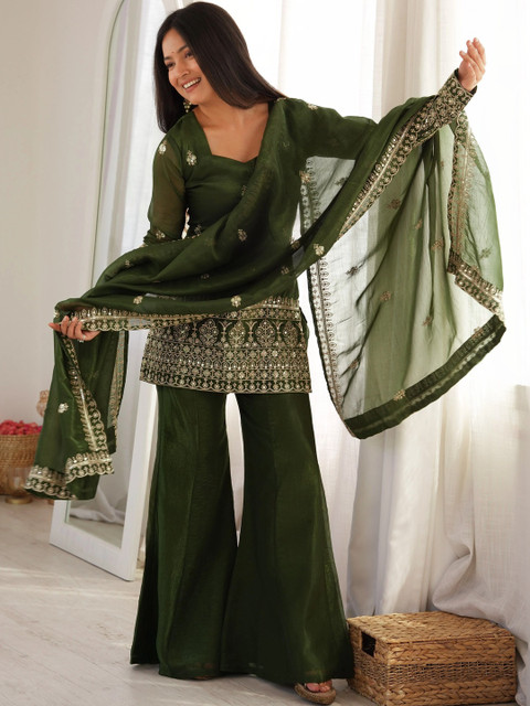 MARUTI VASTRAM Women Ethnic Motifs Embroidered Regular Kurta with Sharara & With Dupatta - Image 4