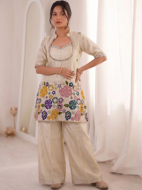 KOTRONS Women Floral Embroidered Regular Thread Work Kurta with Palazzos
