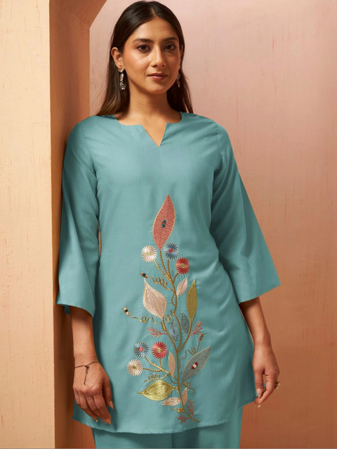 DRESOUL Indigo Embroidered Tunic with Palazzos - Image 3