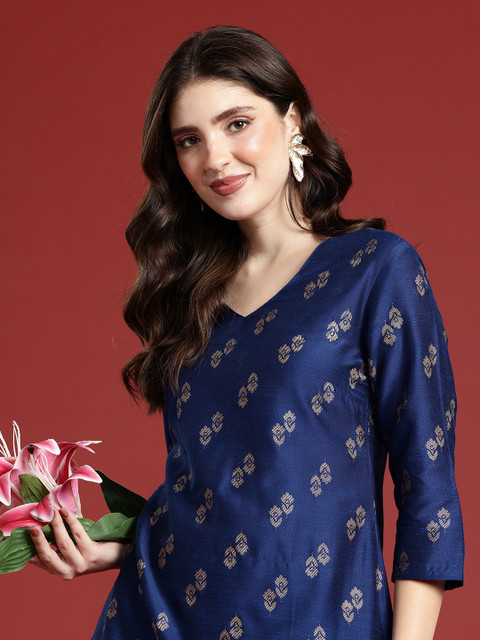 Anouk Women Floral Printed Regular Kurta With Trousers - Image 4