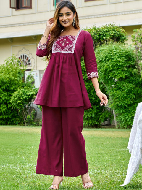 Anouk Embroidered Top with Trousers