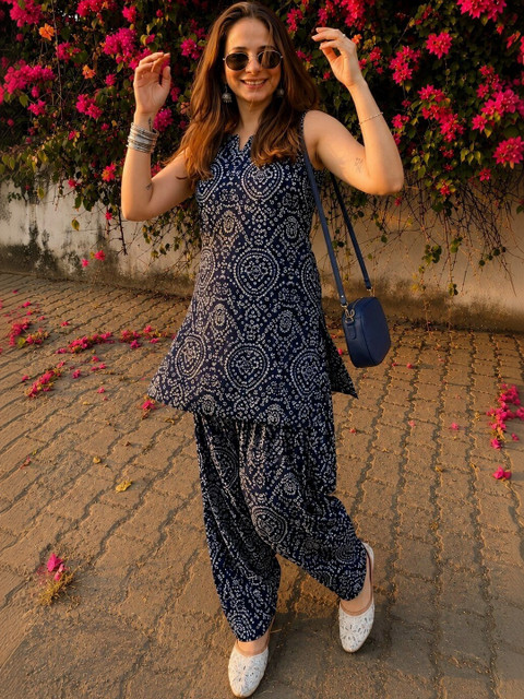 MANOJAVA Women Floral Printed Regular Pure Cotton Kurti with Salwar - Image 3