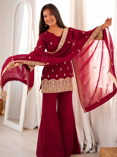 LABELKBBRAND Women Embroidered Regular Thread Work Kurta with Palazzos & With Dupatta