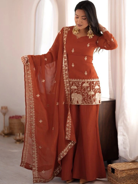 HOUSE OF VAANI Women Ethnic Motifs Embroidered Regular Kurta with Sharara & With Dupatta