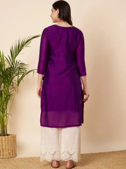 rarethread Women Embellished Thread Work Kurta - Image 7