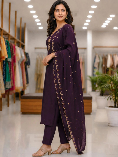 NEEL ETHNICS Women Ethnic Motifs Embroidered Regular Thread Work Kurta with Trousers & With Dupatta - Image 3