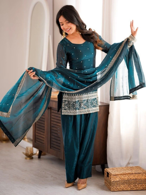 all about you Women Ethnic Motifs Embroidered Regular Thread Work Kurta with Patiala & With Dupatta - Image 2