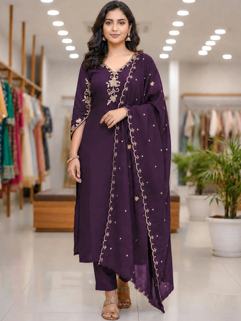 NEEL ETHNICS Women Ethnic Motifs Embroidered Regular Thread Work Kurta with Trousers & With Dupatta