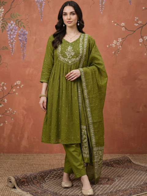 Sangria Women Floral Embroidered Regular Thread Work Kurta with Trousers & With Dupatta