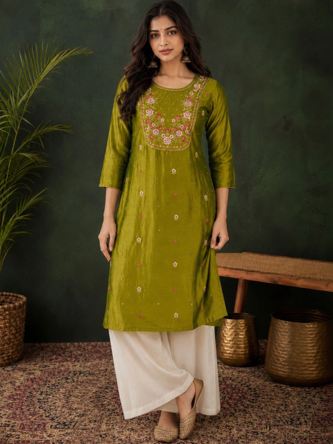rarethread Women Embroidered Thread Work Floral Kurta - Image 6