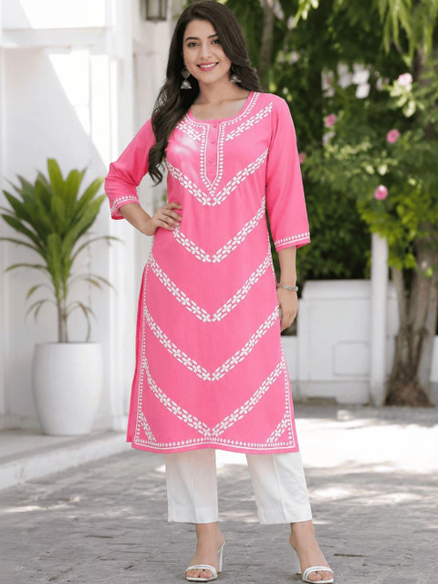 FABPLUS Women Embroidered Thread Work Kurta