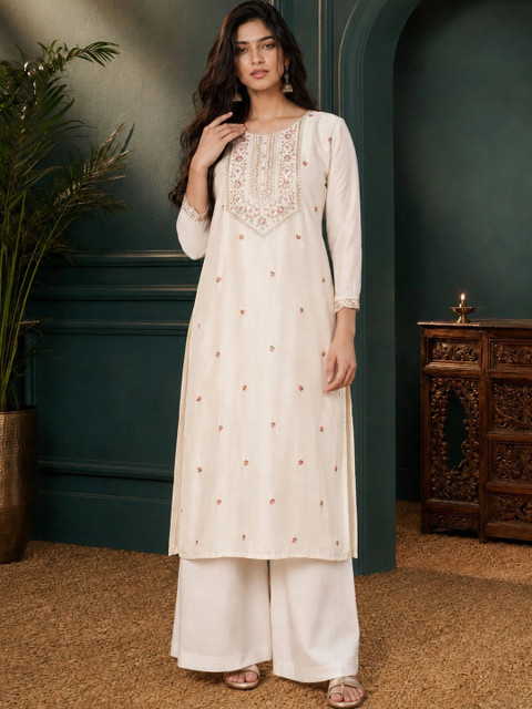 rarethread Women Embroidered Thread Work Kurta