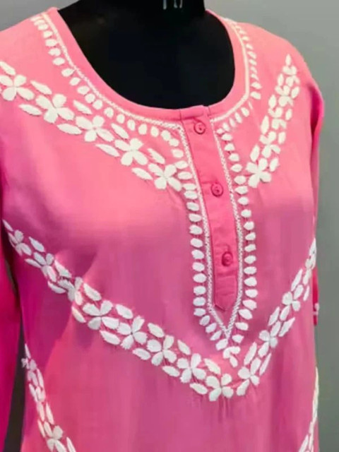 FABPLUS Women Embroidered Thread Work Kurta - Image 5