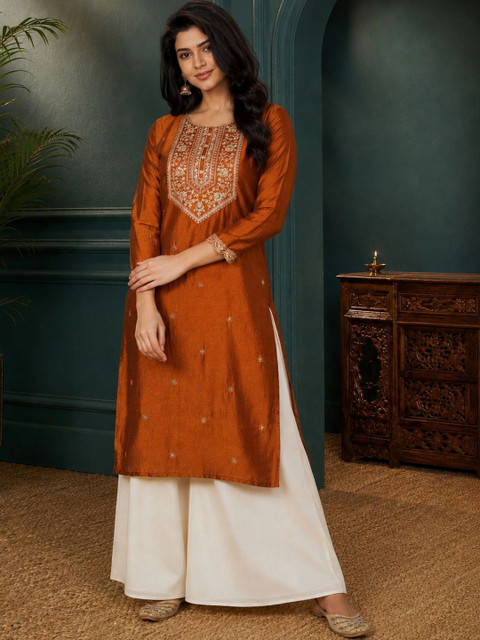 rarethread Women Ethnic Motifs Embroidered Thread Work Kurta - Image 5