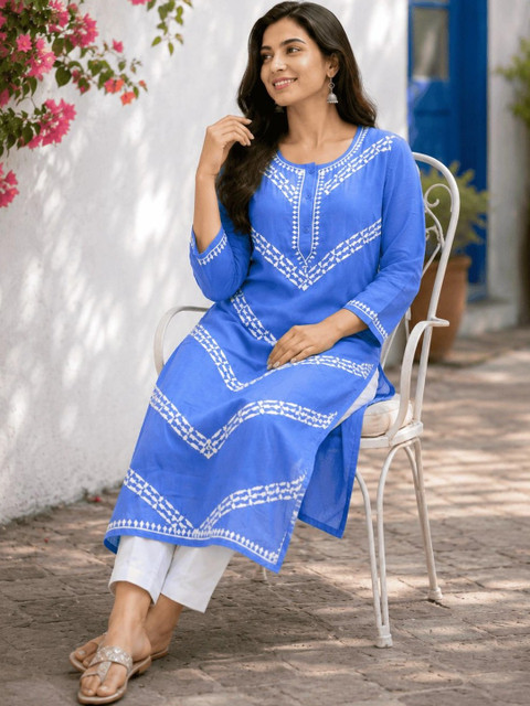 FABPLUS Women Ethnic Motifs Embroidered Thread Work Kurta - Image 3
