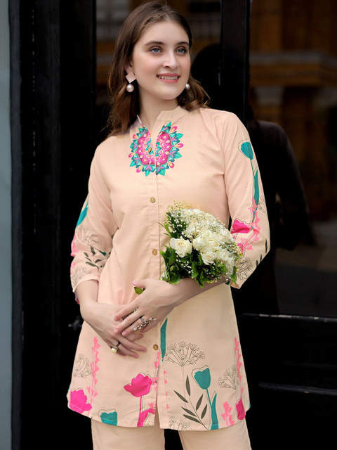 Laasika Floral Printed Tunic with Trousers - Image 4