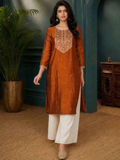 rarethread Women Ethnic Motifs Embroidered Thread Work Kurta - Image 4