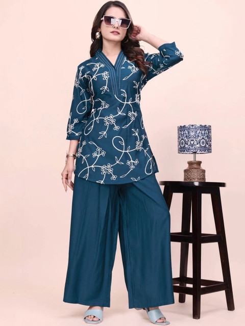 PORU IMPEX Floral Printed Tunic with Palazzos - Image 4