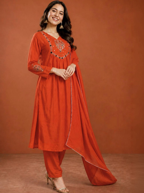 SHADOW & SAINING Women Ethnic Motifs Embroidered Empire Thread Work Kurta with Trousers & With Dupatta - Image 3