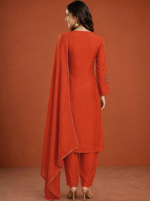 SHADOW & SAINING Women Ethnic Motifs Embroidered Empire Thread Work Kurta with Trousers & With Dupatta - Image 7